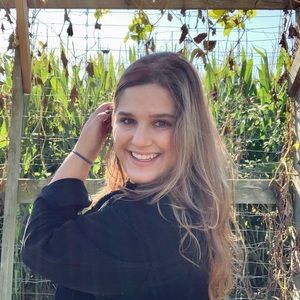 Meet your Posher, Michaela